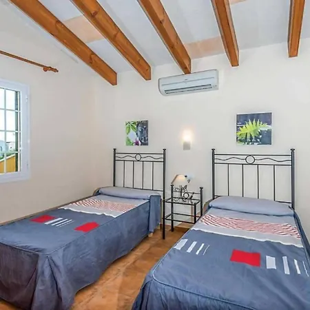 Judith En Menorca Son Carrio (Menorca)