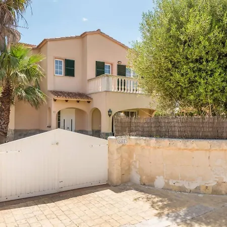 Judith En Menorca Villa *